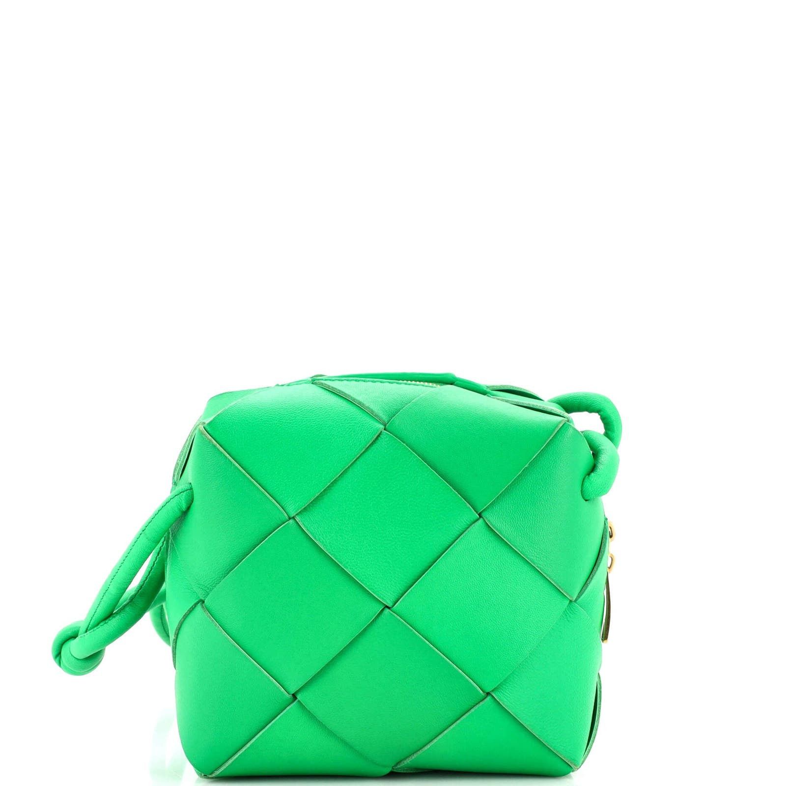 Bottega Veneta Cassette Camera Crossbody Bag Maxi Intrecciato Leather Mini Size ONE SIZE - 3 Thumbnail