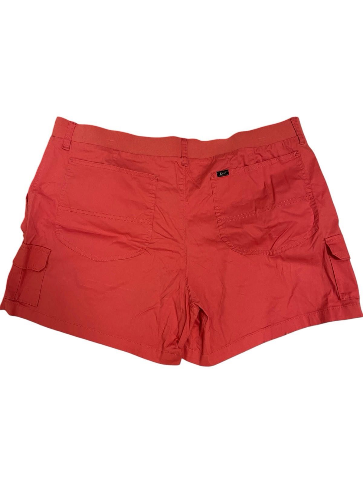 Lee Lee Cargo Shorts Women’s Size 22 Pink Mid Rise Size 42" / US 20 - 2 Thumbnail