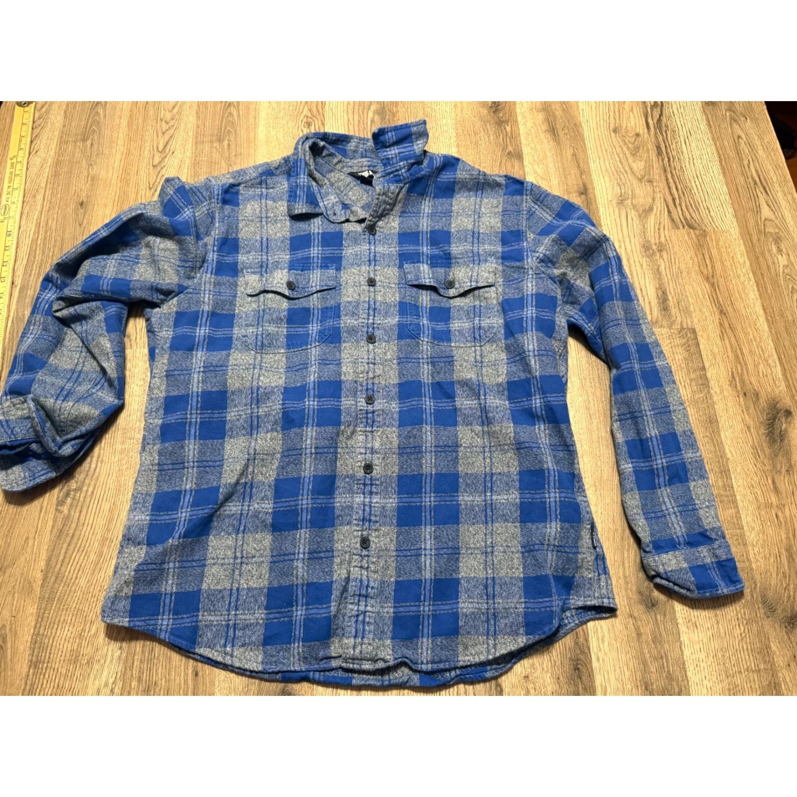 Eddie Bauer Eddie Bauer Shirt Men L Blue Gray Plaid Long Sleeve Button-Up Shirt Size US L / EU 52-54 / 3 - 2 Thumbnail