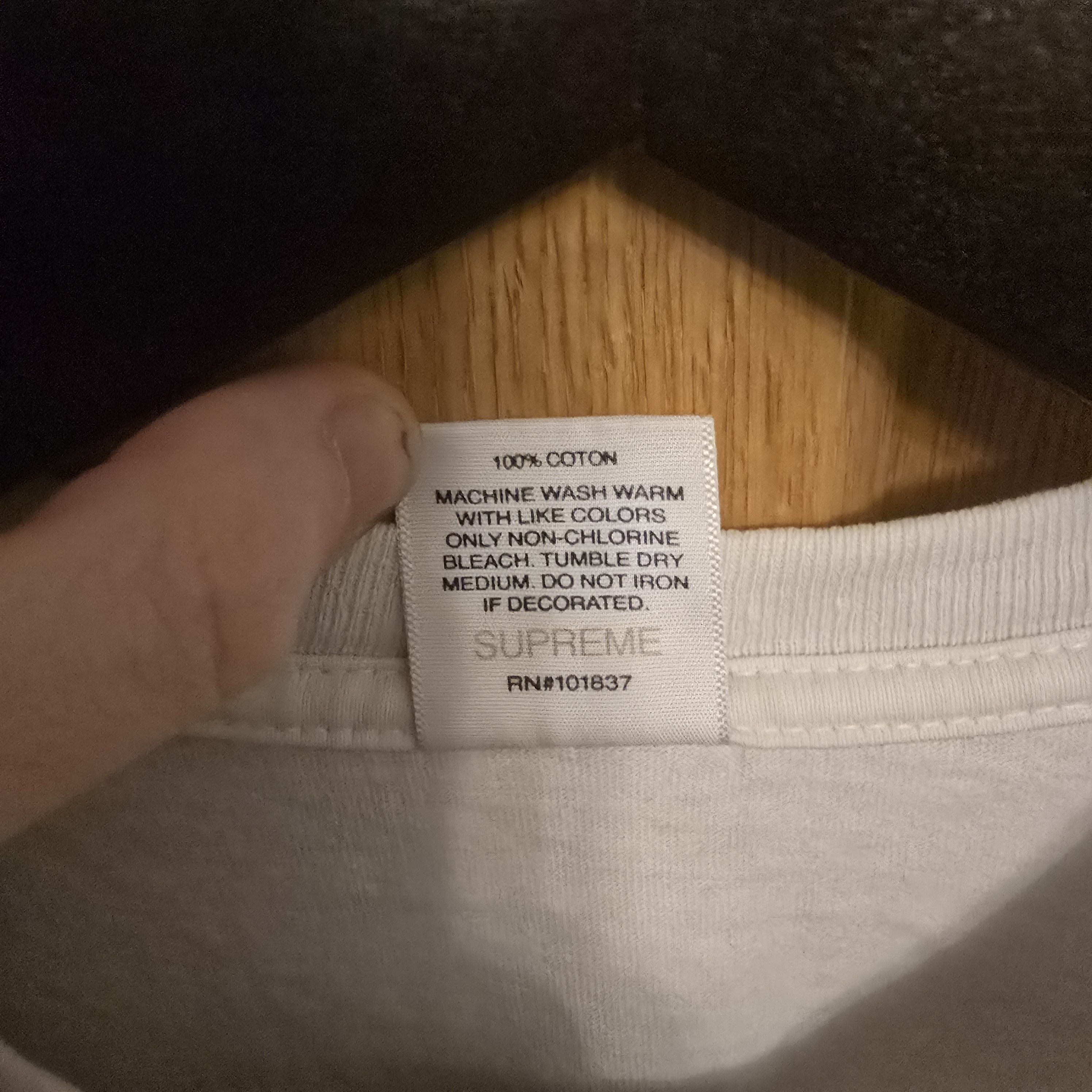 Supreme Supreme Queen Tee Size US L / EU 52-54 / 3 - 3 Thumbnail