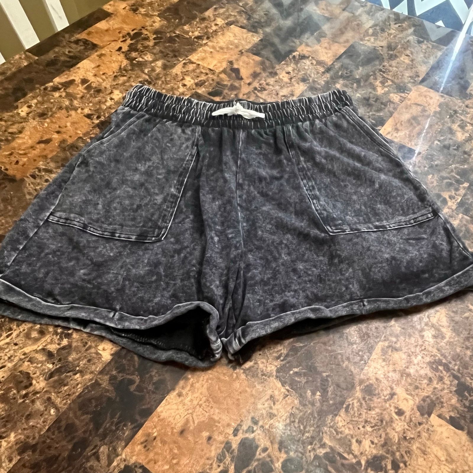 Other Zenana Mineral Wash Elastic Waste Shorts Size 34" / US 12 / IT 48 - 2 Thumbnail