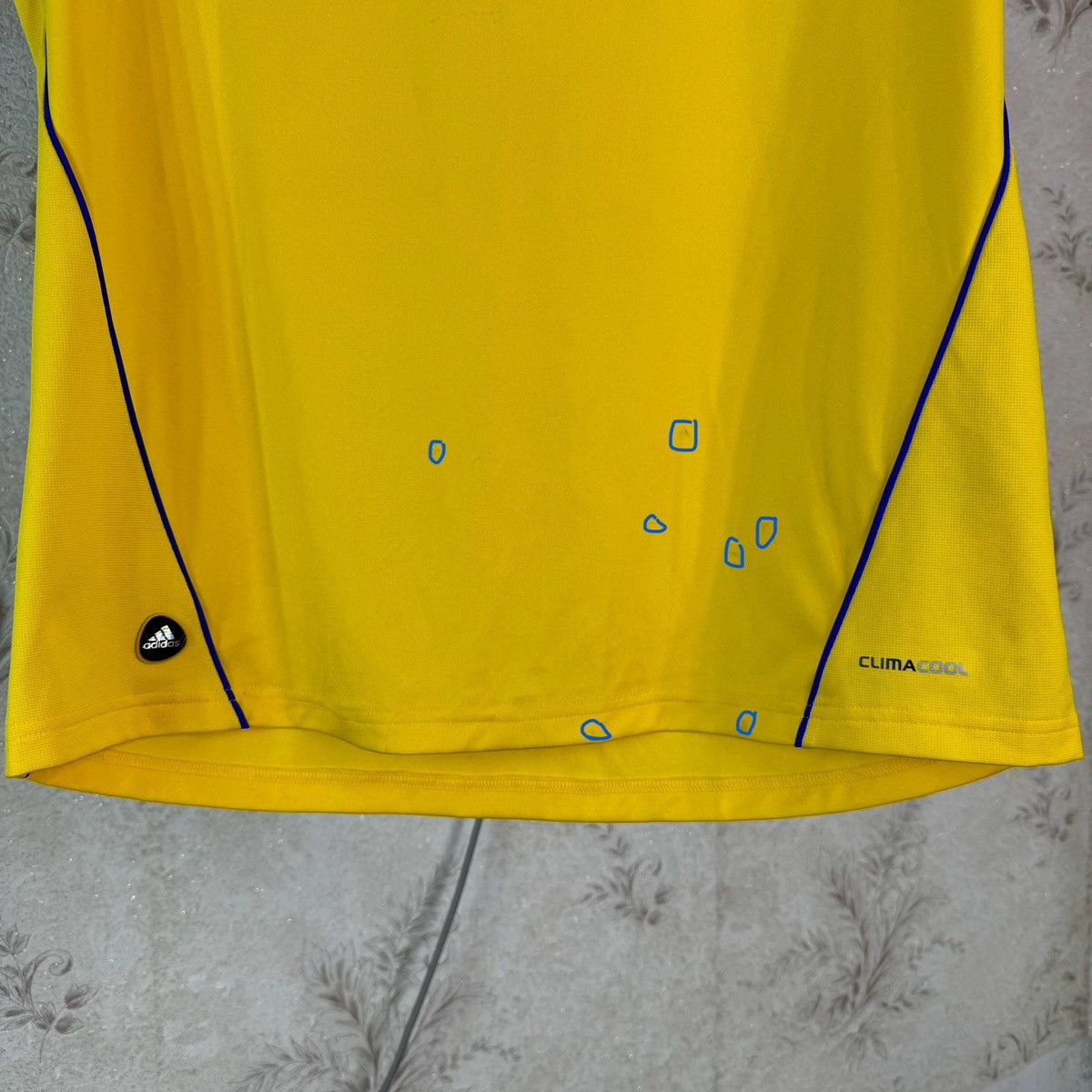Adidas Adidas Ukraine Jersey 2011-12 Home Football Shirt Soccer L Size US L / EU 52-54 / 3 - 13 Thumbnail