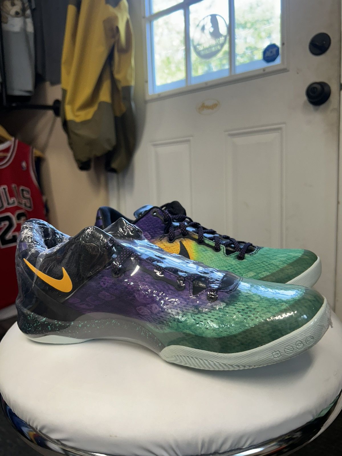 Nike Kobe 8 “Easter” Low-Top Sneakers, image size:1200x1600