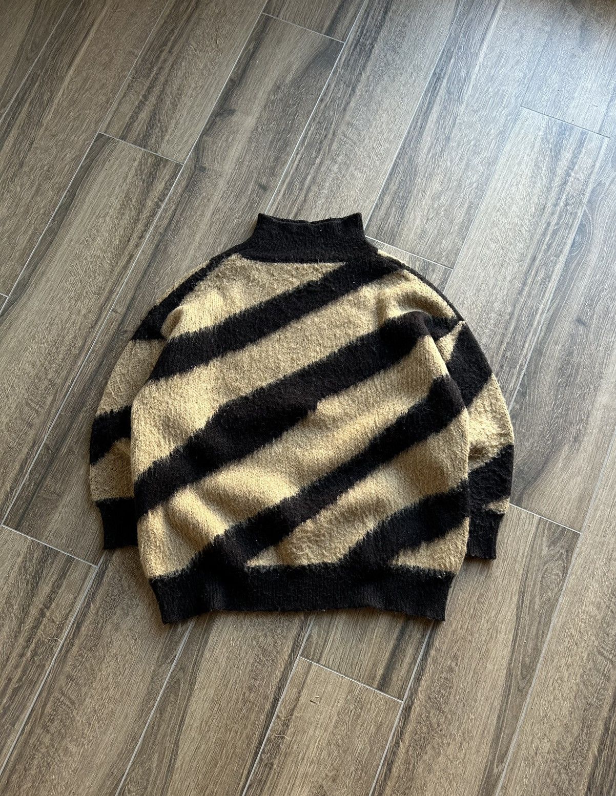 Designer × Japanese Brand Mohair Style Sweatshirt Soaked in luxury Size US S / EU 44-46 / 1 - 1 Thumbnail