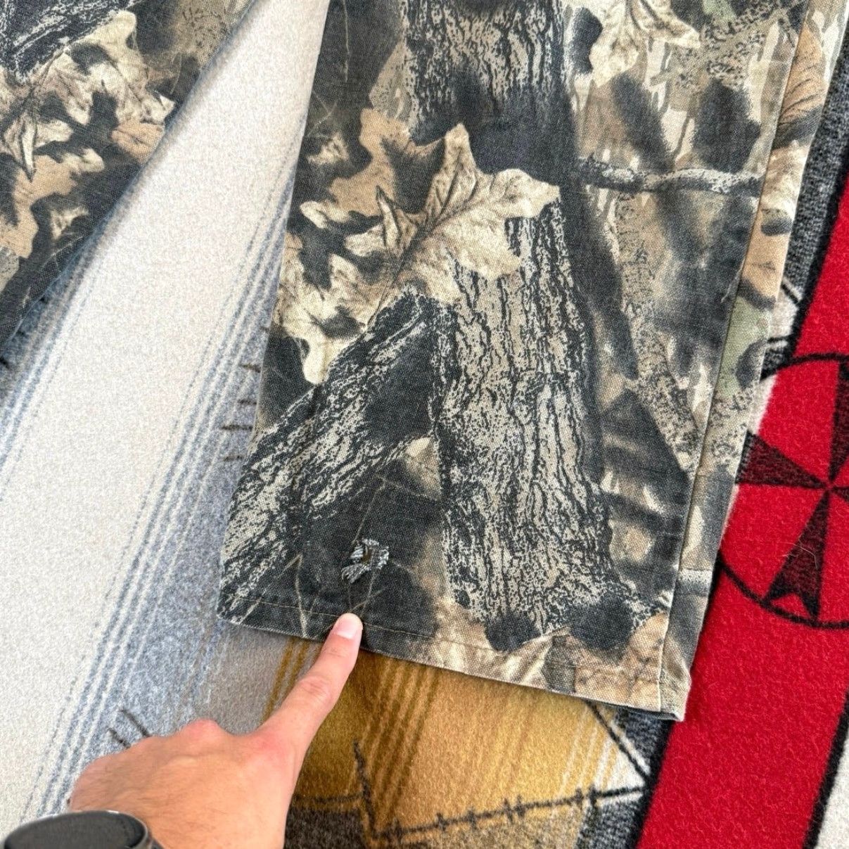Vintage VINTAGE Cabela’s Jeans Camouflage 36x30 Men Mossy Oak Break Up Camouflage Hunting Outdoor 90s Camouflage Style Straight Size US 36 / EU 52 - 7 Thumbnail