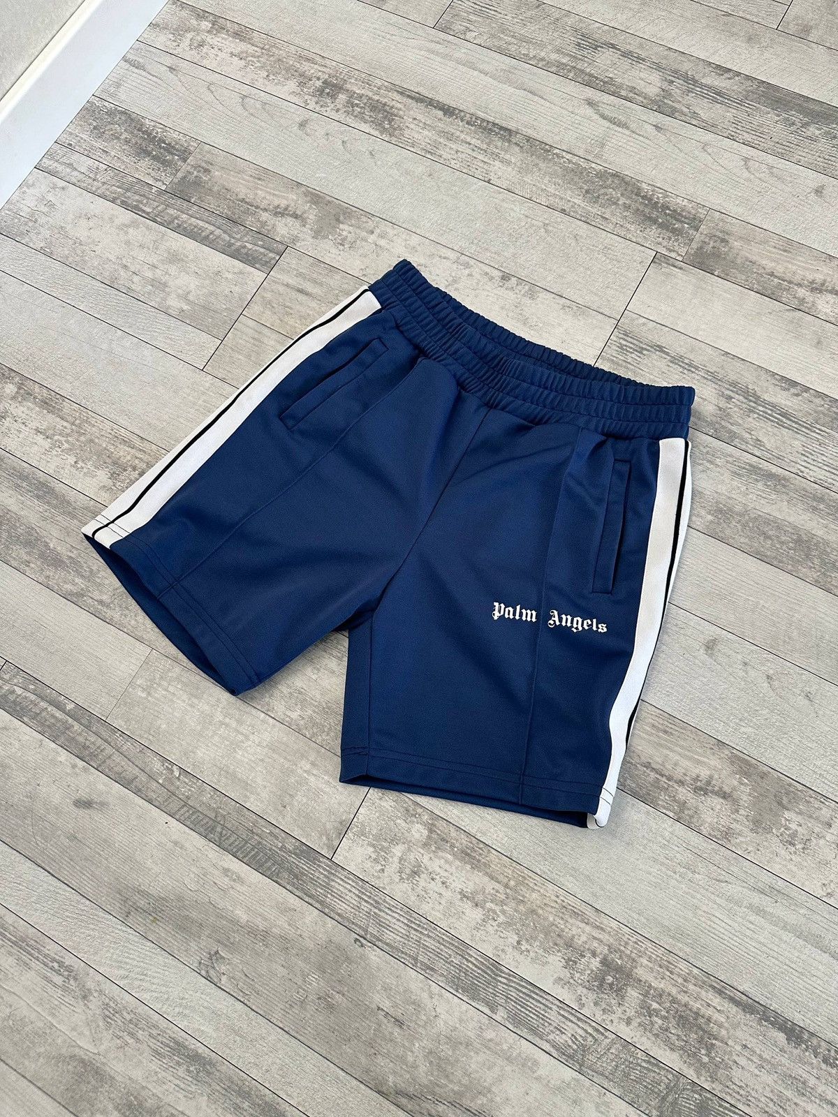 Palm Angels Palm Angels Shorts L size Size US 34 / EU 50 - 1 Thumbnail