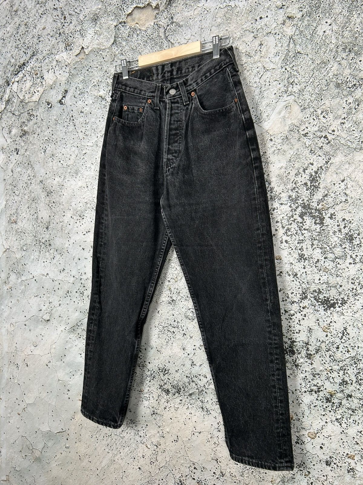 Levi's Vintage Levi’s 507 30x30 Black Denim Pants Jeans Size US 30 / EU 46 - 2 Thumbnail