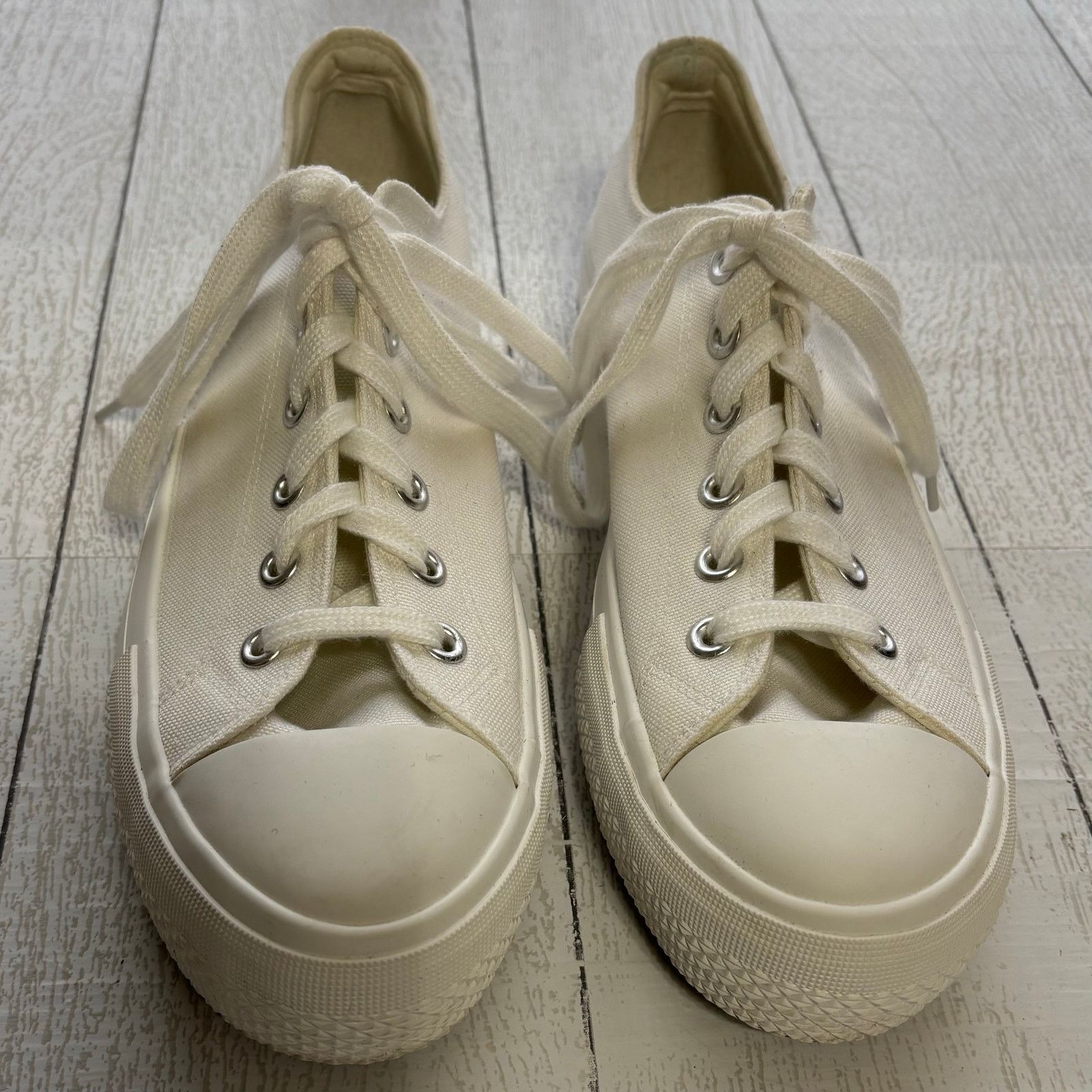 Other Sincerely Jules Vince White Canvas Low-Top Sneakers Size 10 Size US 10 / IT 40 - 11 Thumbnail