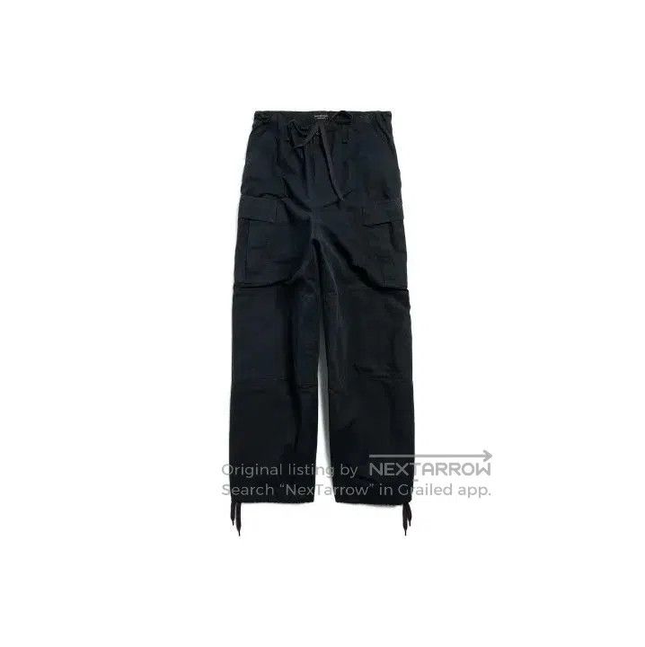Balenciaga Balenciaga SS25 Black Cargo Pants for Men. Size US 27 - 1 Thumbnail