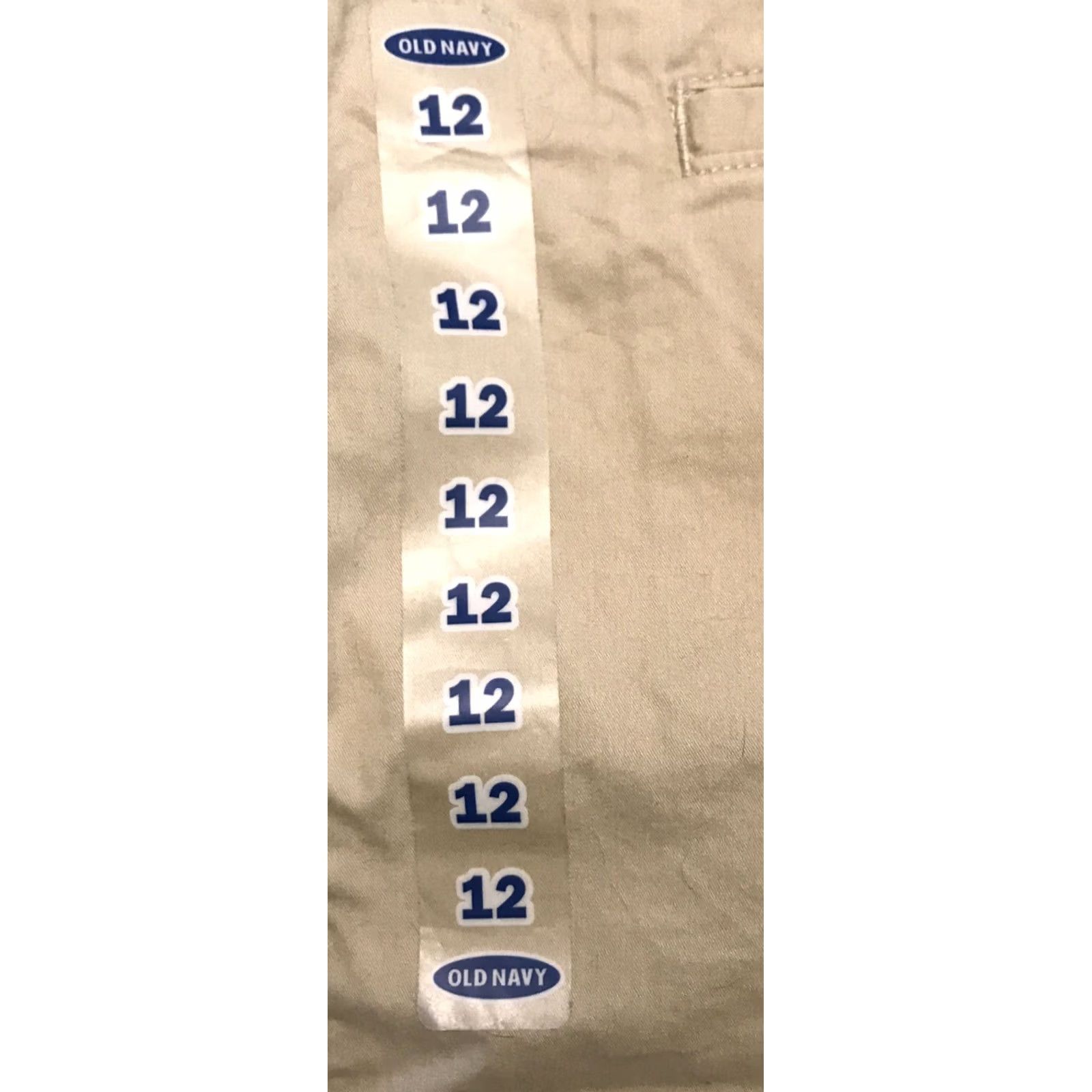 Old Navy Old Navy Beige 5" Cuffed Everyday Shorts Sz 12 Classic Preppy 1093 Size 34" / US 12 / IT 48 - 4 Thumbnail