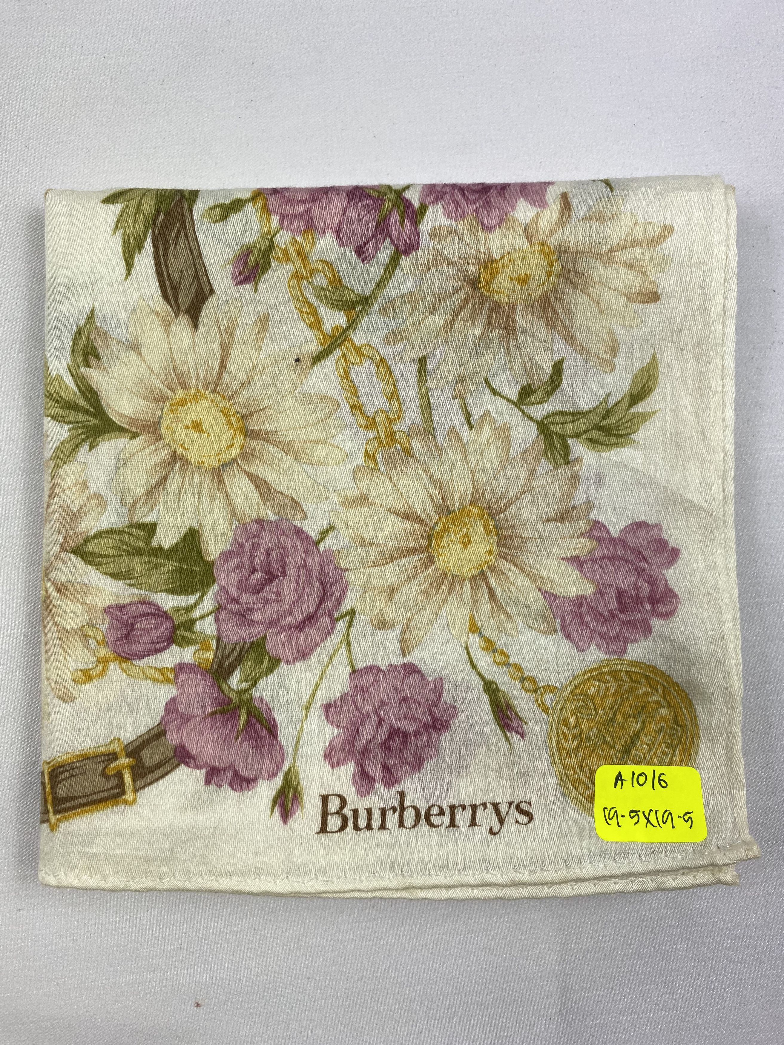 Burberry Burberry Handkerchief / Bandana / Neckerchief Size ONE SIZE - 7 Thumbnail