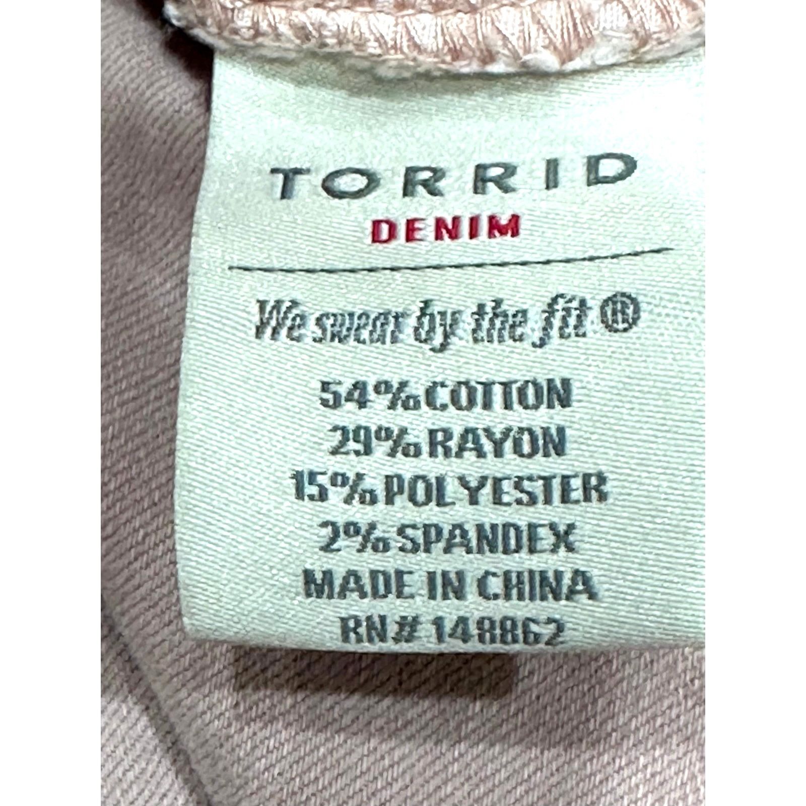 Other Torrid Womens Plus Slim Leg Stretch Designer Jeans Pink 20R Size 42" / US 20 - 13 Thumbnail