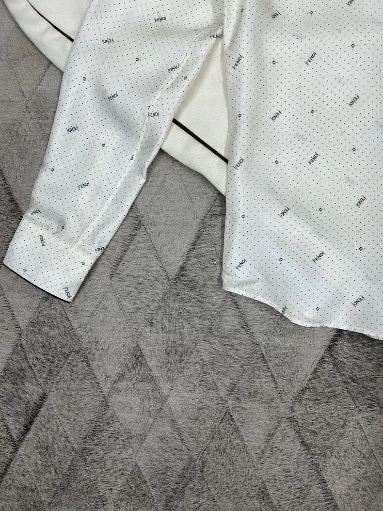 Fendi Fendi size 37 Logo Embellished Silk Shirt, Spring/Summer Co Size US XXS / EU 40 - 3 Thumbnail