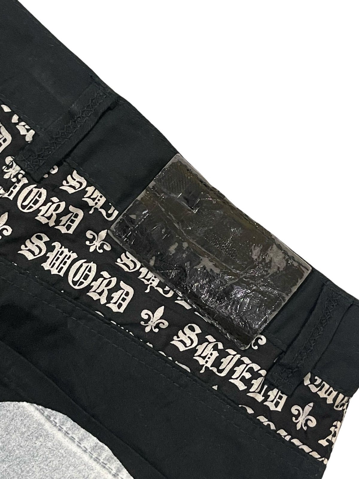 14th Addiction Y2k Japan Stage Mischivous Skull Graphic Gothic Text Pants Size US 29 - 19 Thumbnail