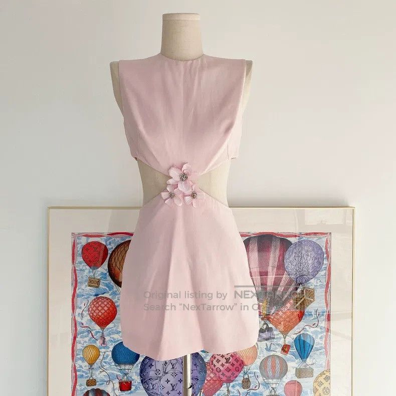 Valentino Valentino Flower openwork dress Size M / US 6-8 / IT 42-44 - 1 Thumbnail