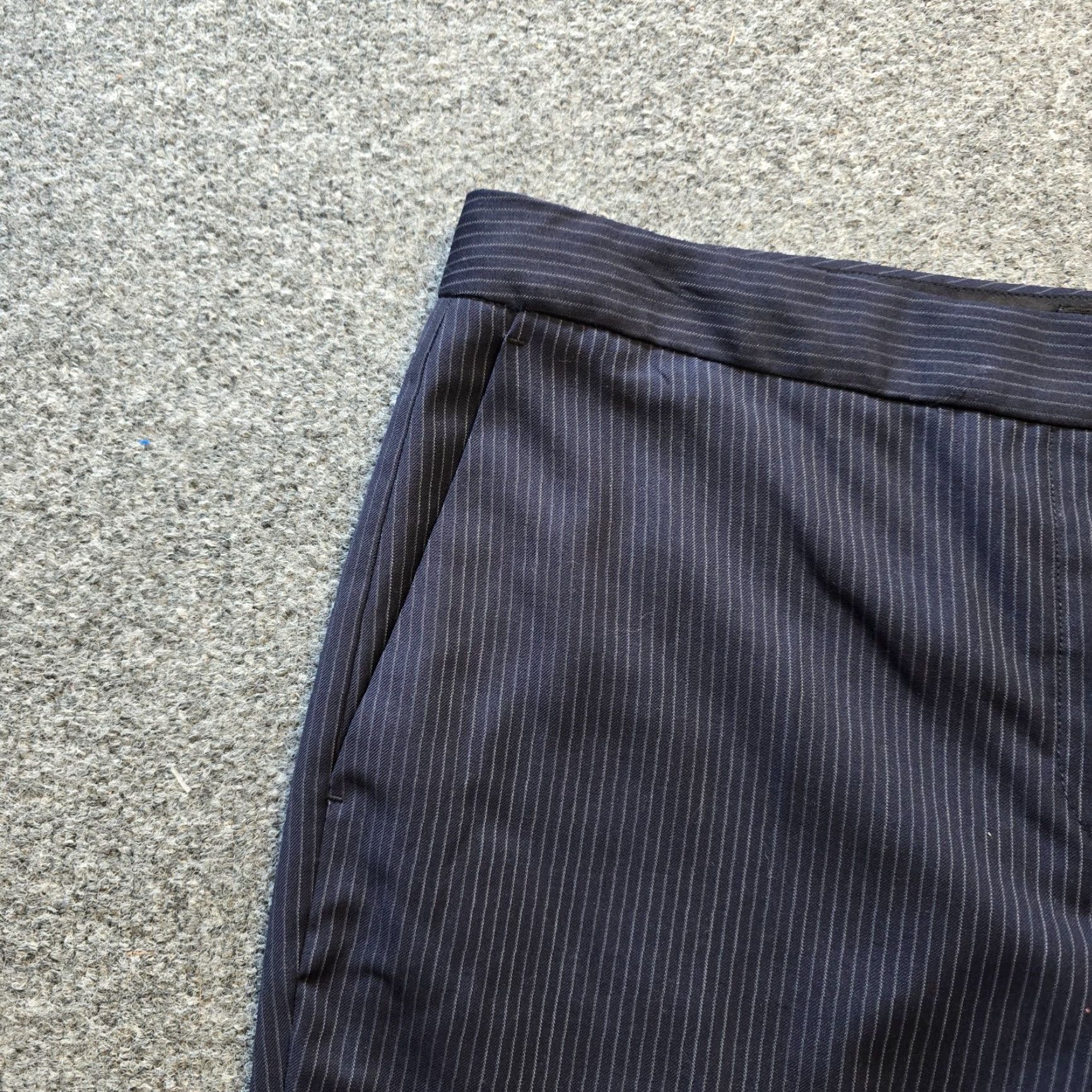 Massimo Dutti Massimo Dutti Pants Womens Size 12 Blue Pinstripe Wool Tapered Flat Front Career Dress Pants Womens Size 34" / US 12 / IT 48 - 3 Thumbnail