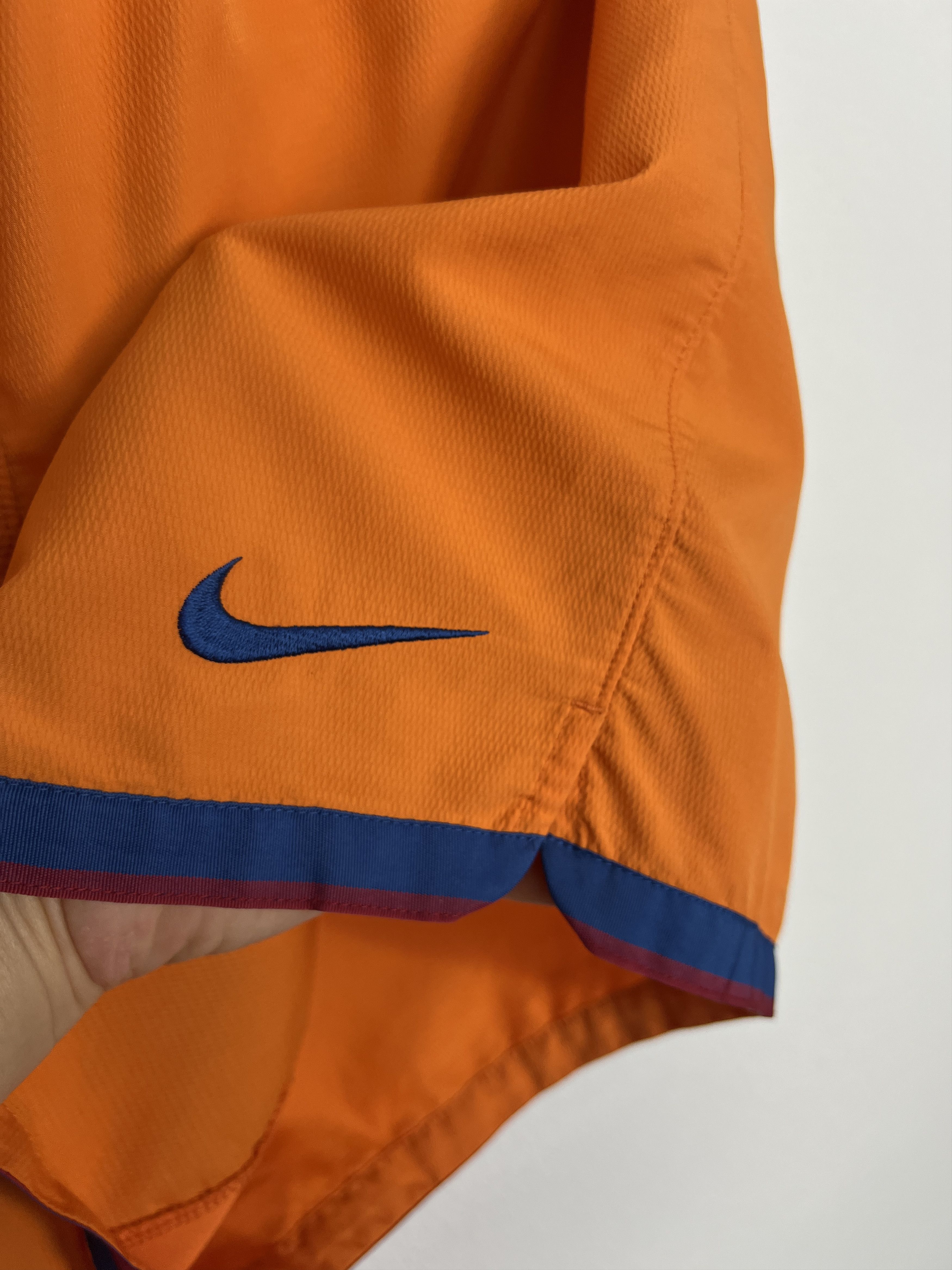 Nike Vintage Nike FC Barcelona Football Shorts Soccer Track Rare Size US 36 / EU 52 - 5 Thumbnail