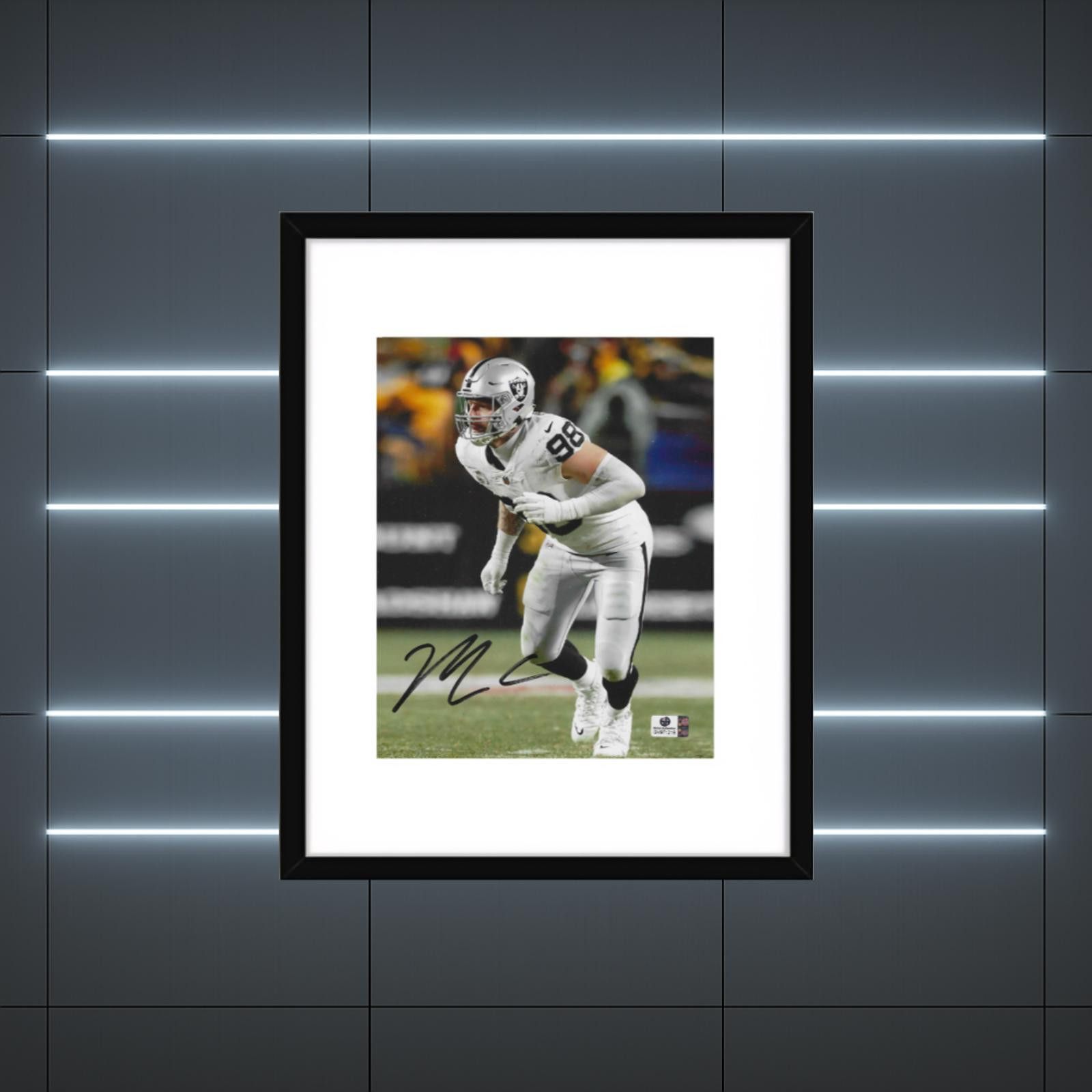 Other Maxx Crosby Las Vegas Raiders Signed 8x10 Photo coa W/Frame Size ONE SIZE - 1 Thumbnail