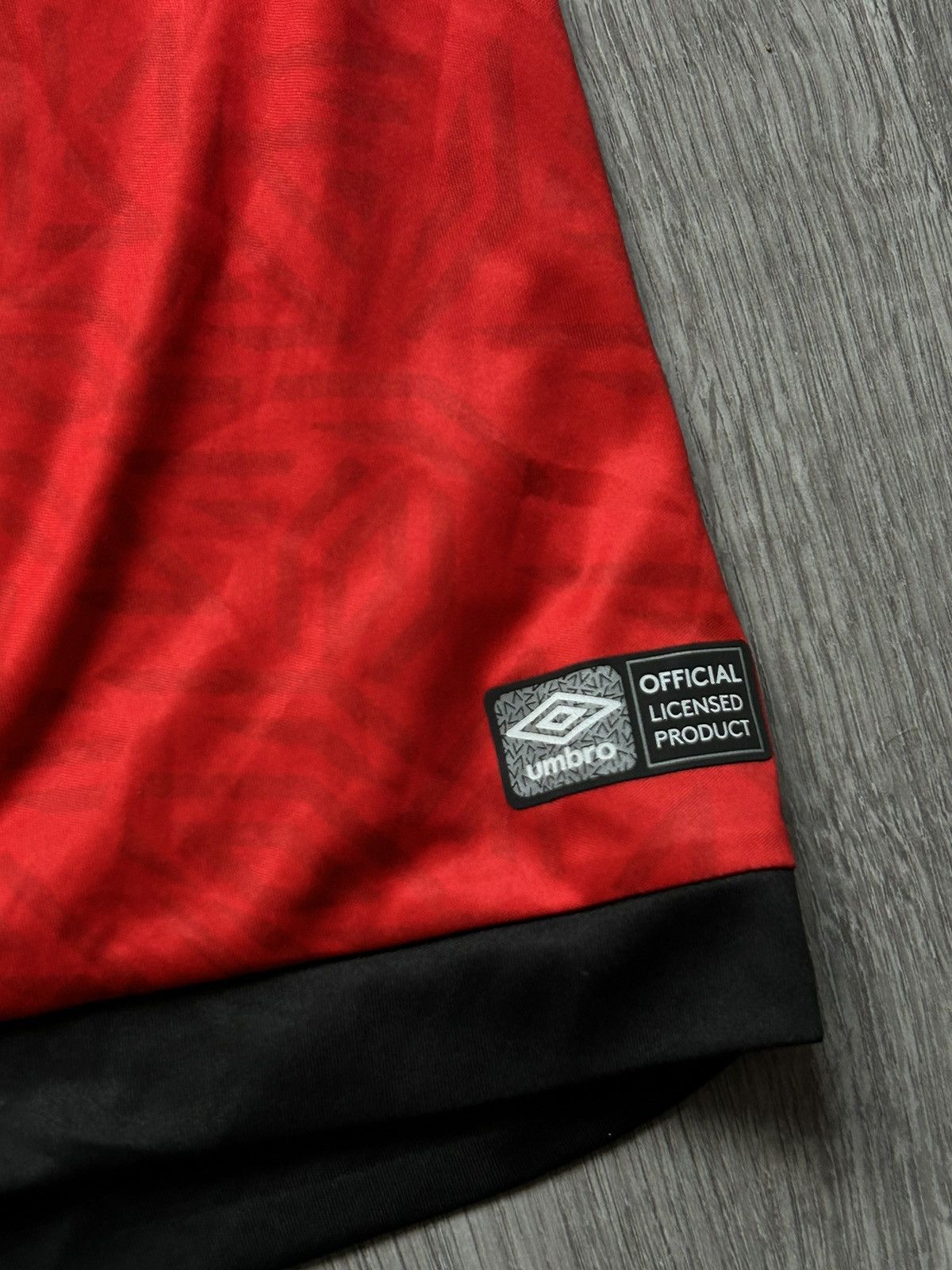 Umbro T-Shirt Soccer Umbro Leones Negros 2020 🔘 Streetwear 🔘 Size US XL / EU 56 / 4 - 5 Thumbnail