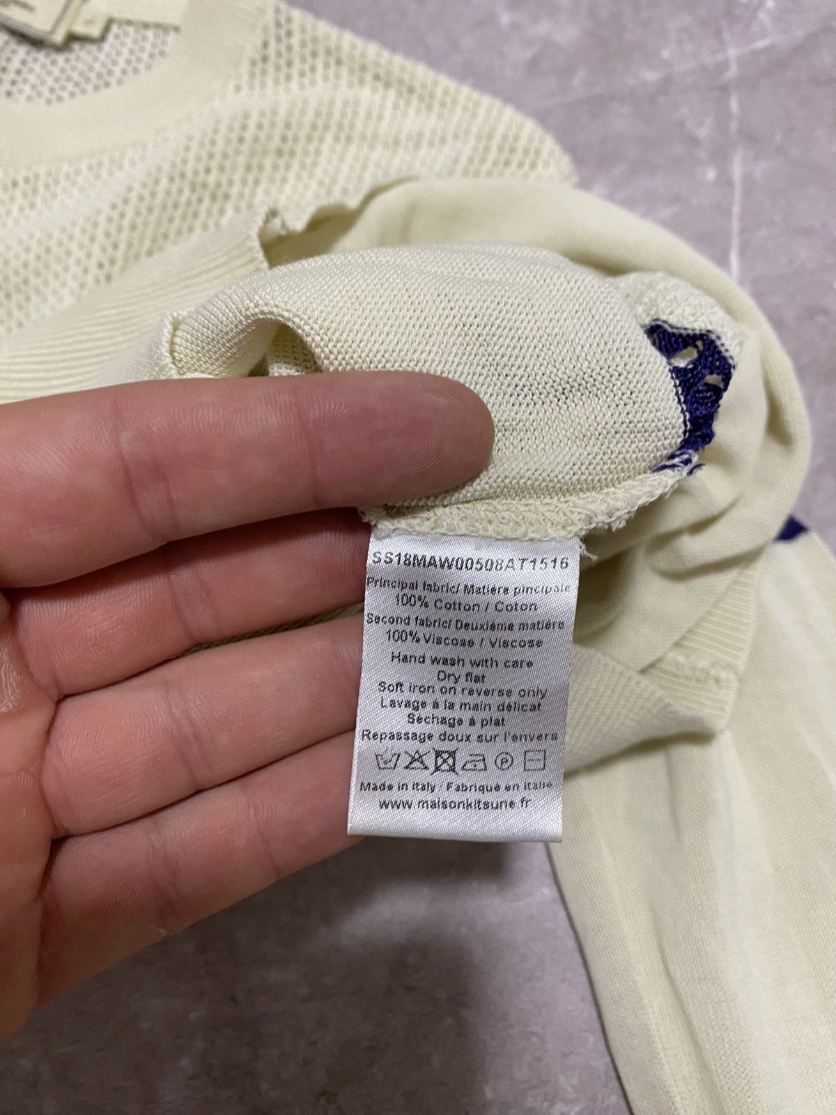 Maison Kitsune Rare Maison Kitsune Viscose White Sweatshirt Made in Italy Size L / US 10 / IT 46 - 11 Thumbnail