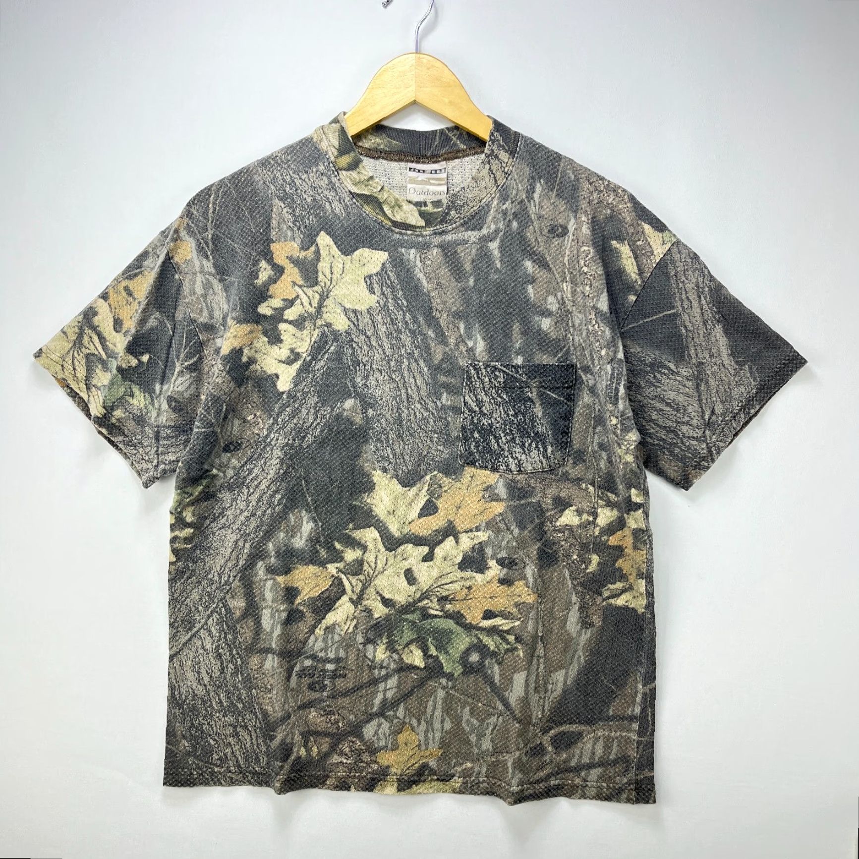 Realtree VINTAGE Realtree Camo T-Shirt L 90s Green Mens Size US L / EU 52-54 / 3 - 2 Thumbnail