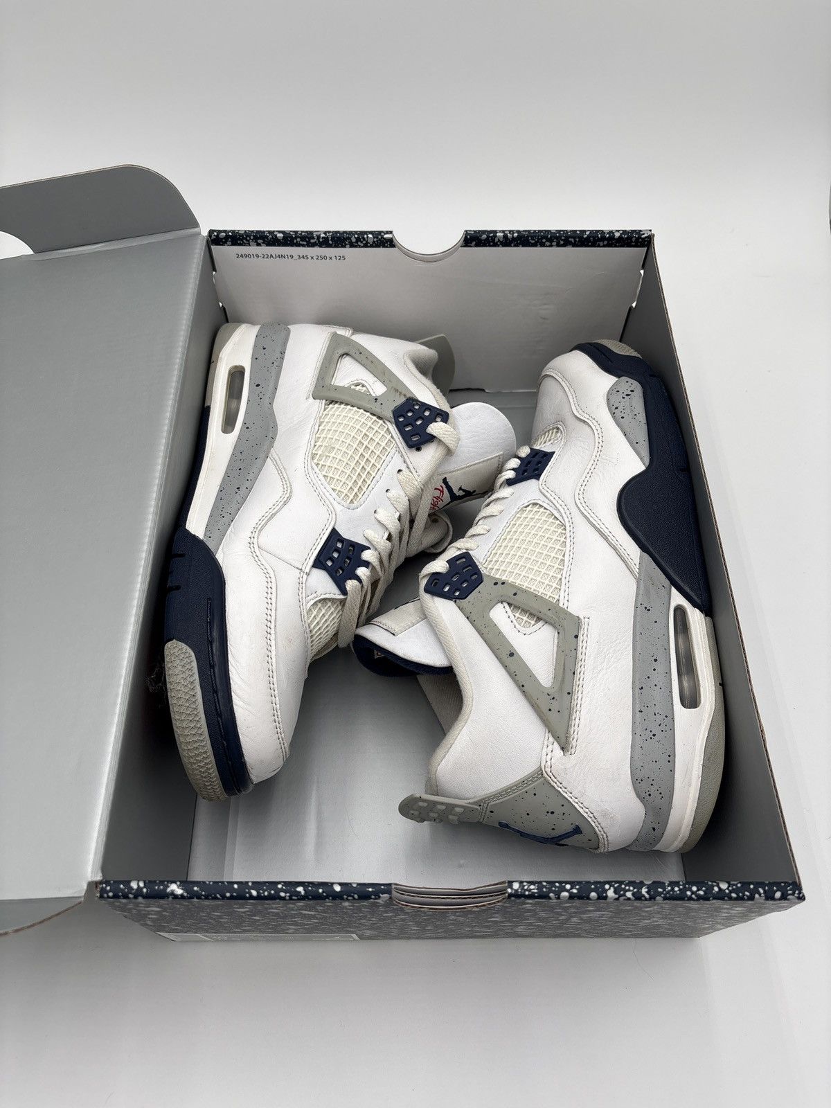 Nike Jordan 4 Retro Midnight Navy - Size 10 - Great Condition Size US 10 / EU 43 - 9 Thumbnail
