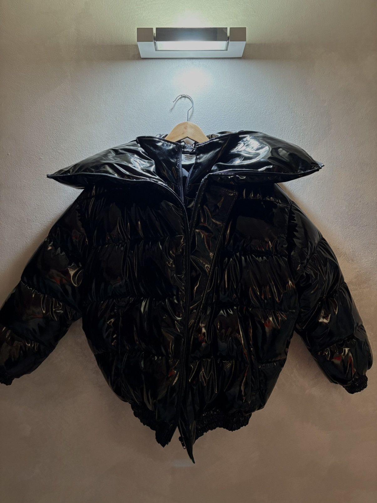 Vetements FW18 Vetements Miss Webcam Puffer Size US M / EU 48-50 / 2 - 1 Thumbnail