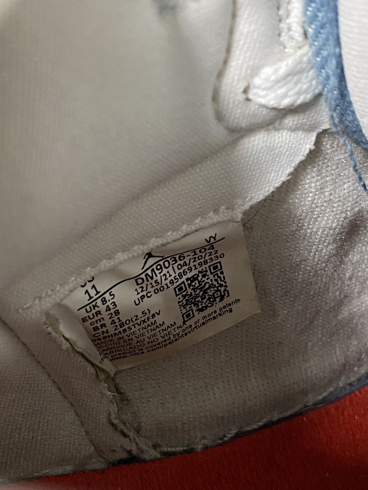 Jordan Brand Jordan 1 Retro High OG Denim Sneakers Size 10 Size US 10 / EU 43 - 7 Thumbnail