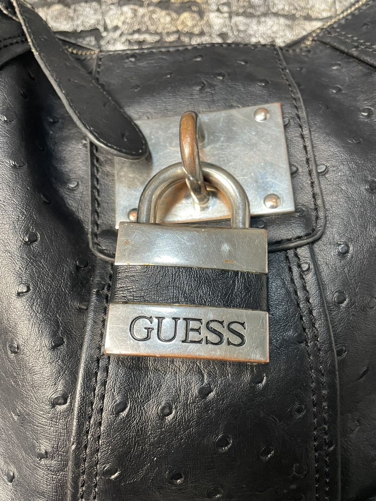 Guess Vintage Guess Bag Y2K Metal Logo Size ONE SIZE - 3 Thumbnail