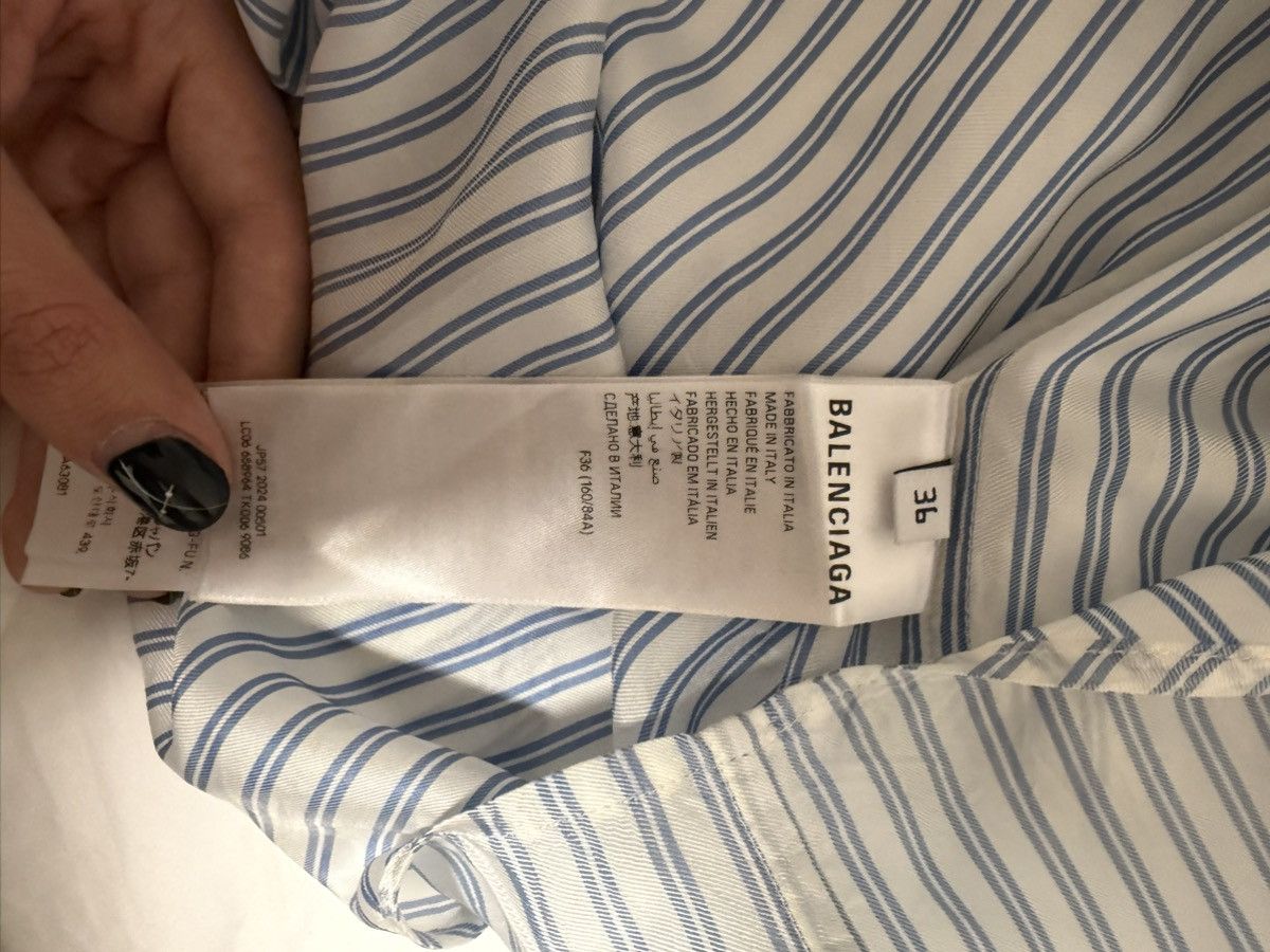 Balenciaga 1600$ BALENCIAGA SILKY POPLIN FABRIC SHIRT Size US L / EU 52-54 / 3 - 8 Thumbnail