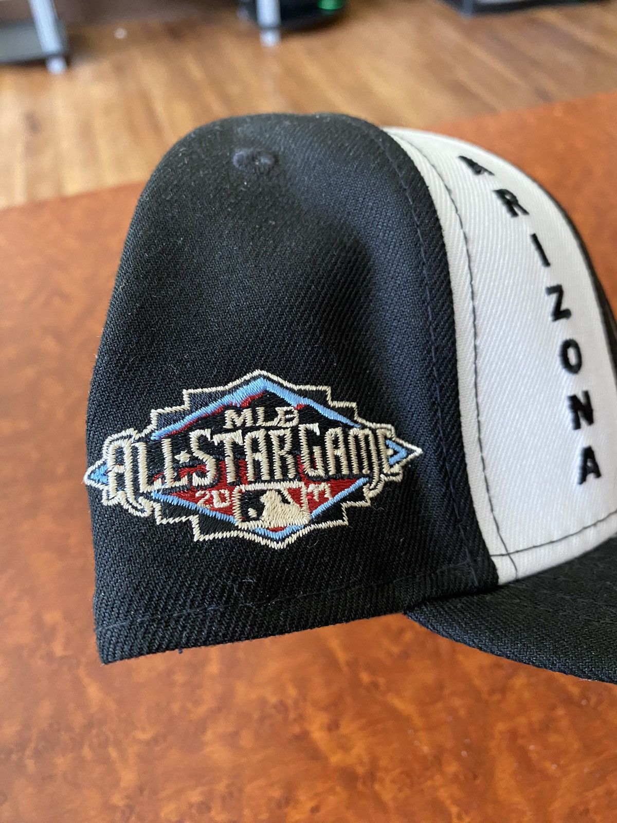 MLB × New Era Arizona Diamondbacks 2011 All Star Patch Fitted 7 1/4 Size ONE SIZE - 2 Thumbnail