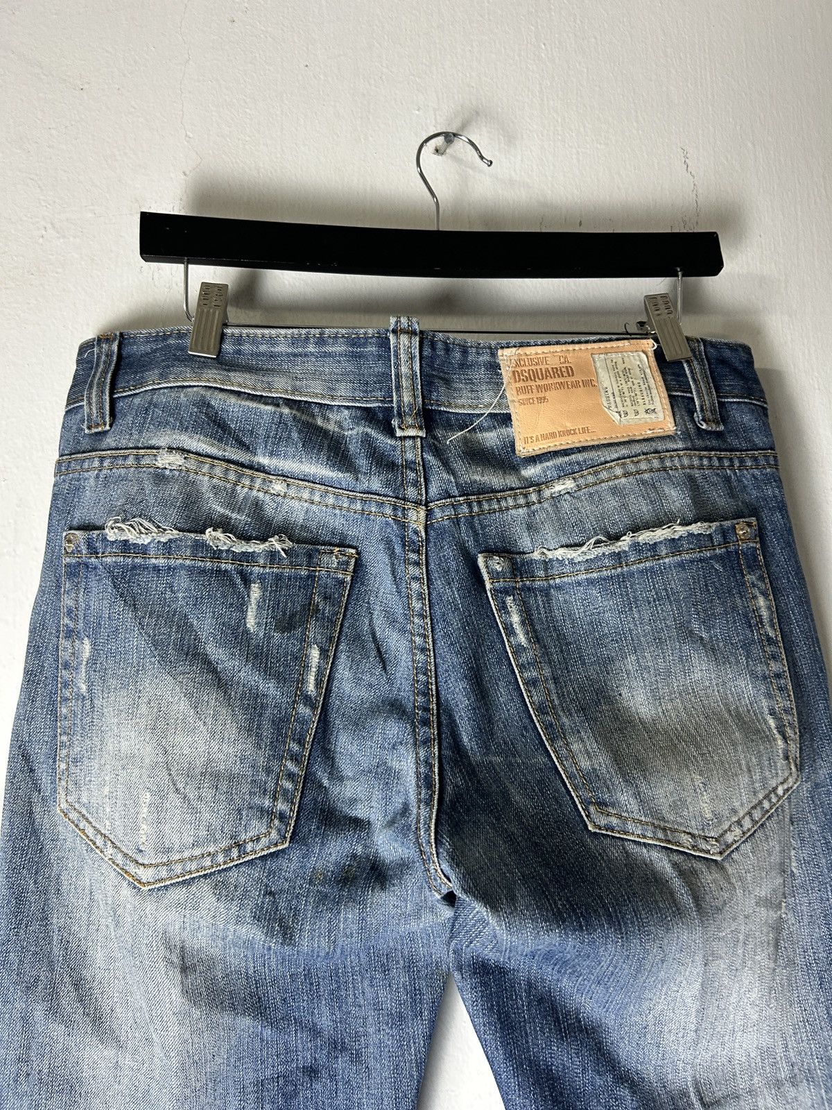 Dsquared2 Dsquared2 stonewash distressed jeans Size US 33 - 9 Thumbnail