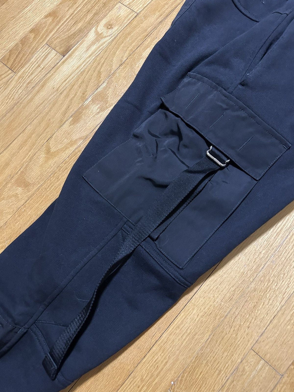 1017 ALYX 9SM ALYX hybrid cargo sweatpants Size US 31 - 5 Thumbnail