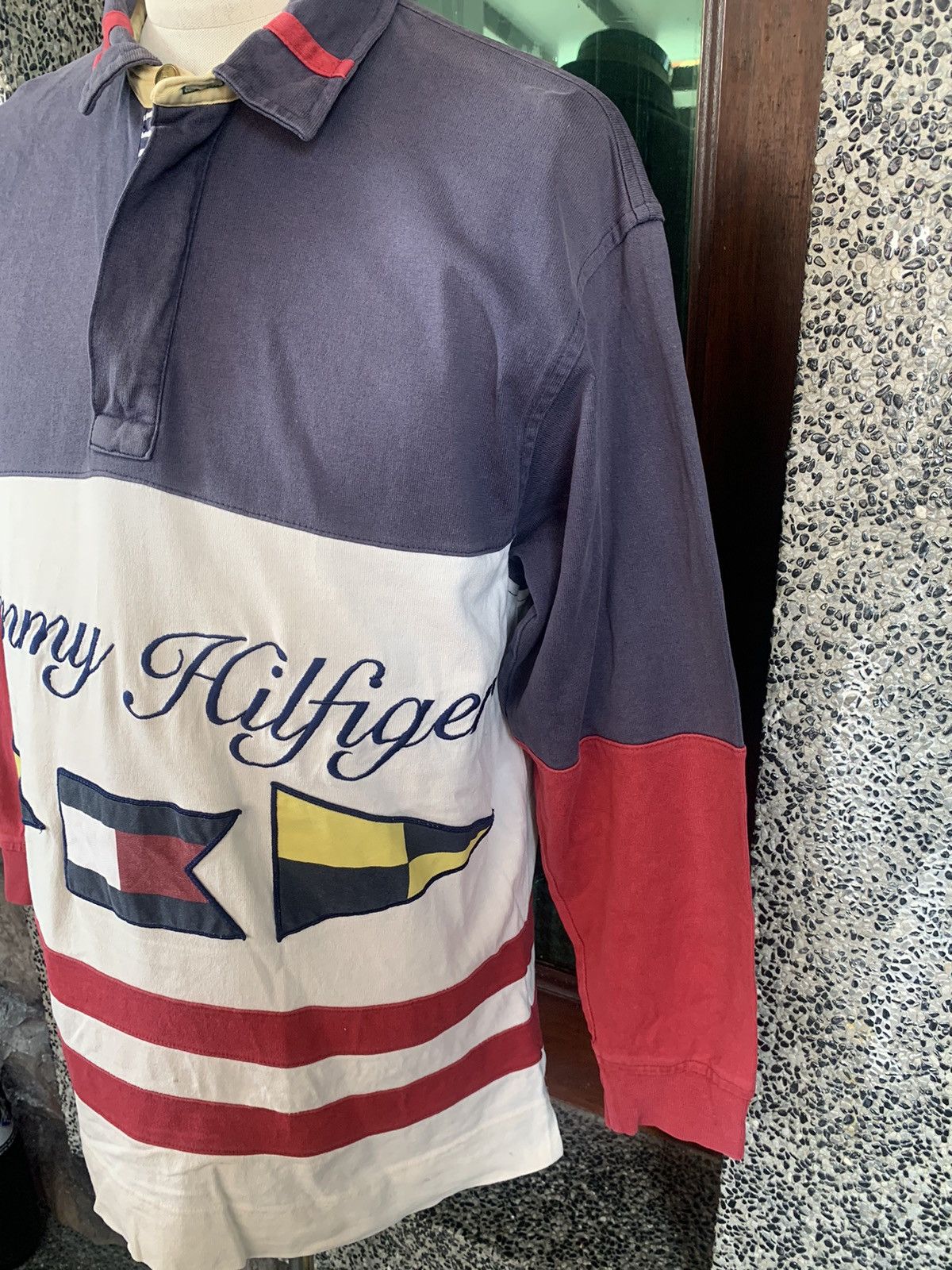 Tommy Hilfiger × Vintage Vintage Tommy Hilfiger Embroidery Long Sleeve Polo Shirt Size US M / EU 48-50 / 2 - 2 Thumbnail