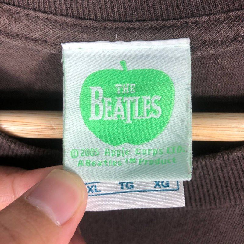 Band Tees Vintage 2005 The Beatles men t-shirt Size US XL / EU 56 / 4 - 9 Thumbnail