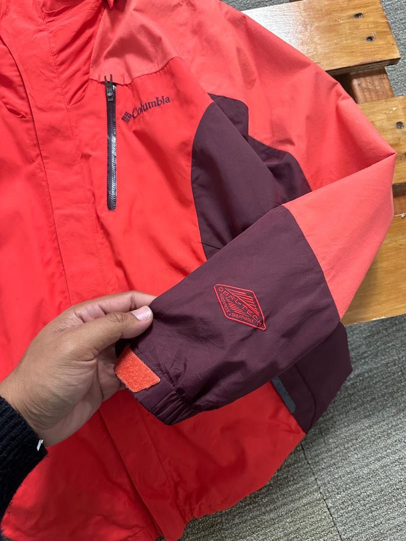 Columbia COLUMBIA OMNI TECH GORPCORE JACKET Size US M / EU 48-50 / 2 - 4 Thumbnail
