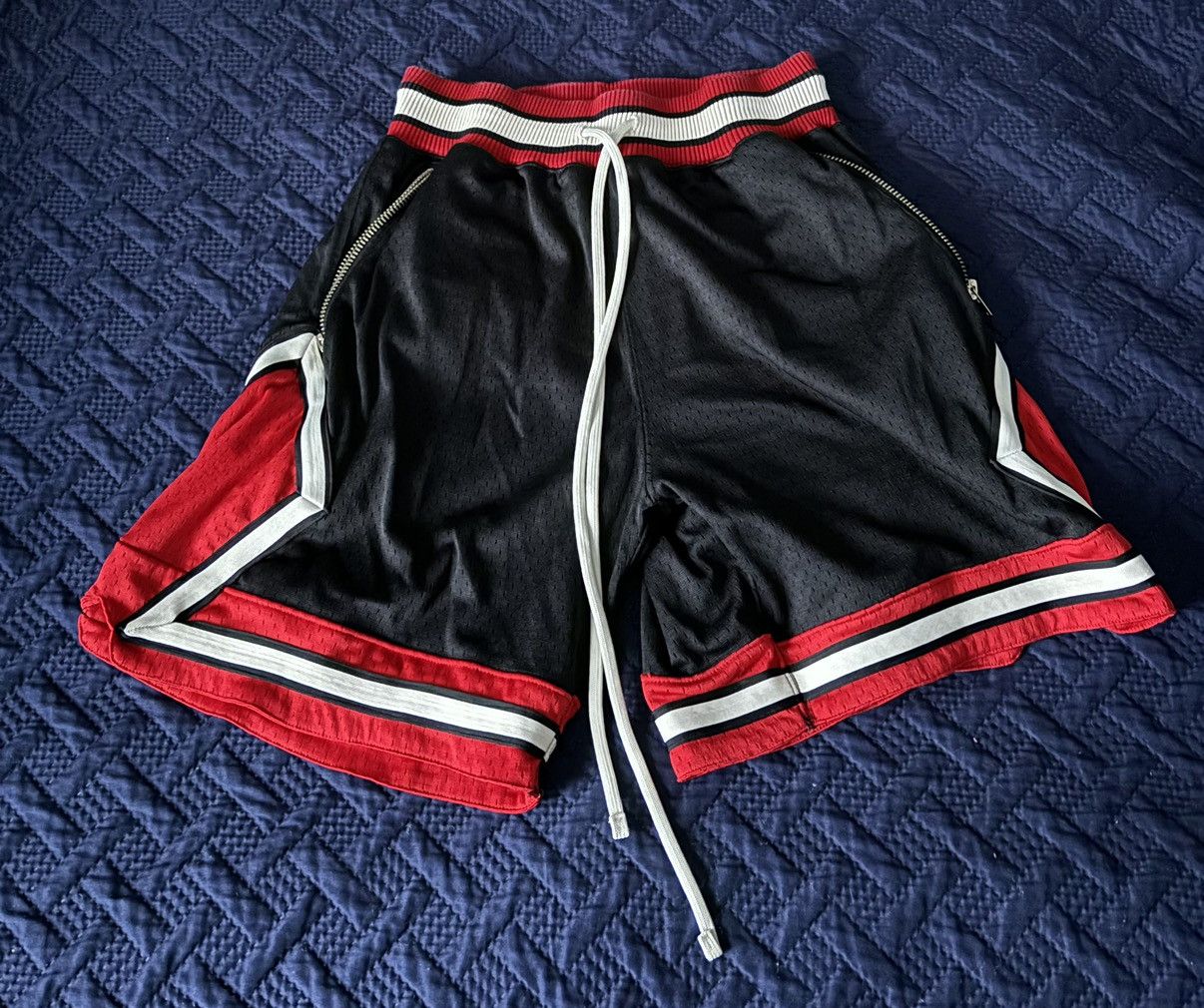MNML MNML Basketball Shorts Size US 32 / EU 48 - 1 Thumbnail