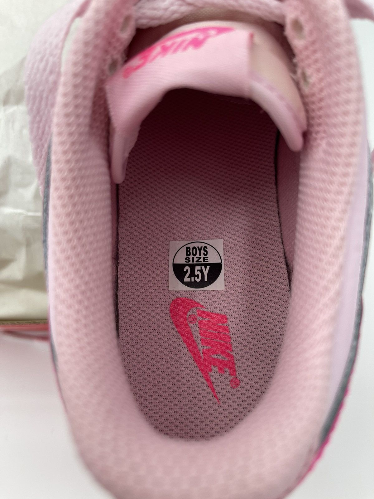 Nike Brand new never worn Nike 'triple pink' dunk lows sz4.5 wmns Size US 4.5 / IT 34.5 - 5 Thumbnail