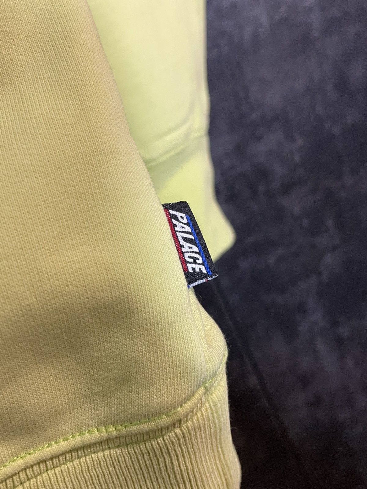 Palace Palace Small Logo Yellow Crewneck Sweatshirt Supreme JNCO Size US L / EU 52-54 / 3 - 7 Thumbnail