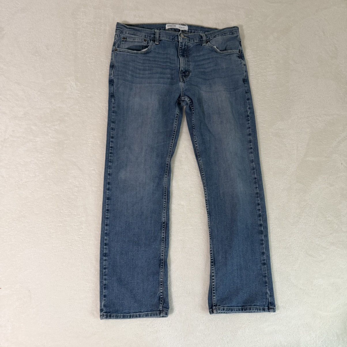 Levi's Vintage Levi’s Signature 561 Relaxed Jeans Size US 36 / EU 52 - 1 Thumbnail