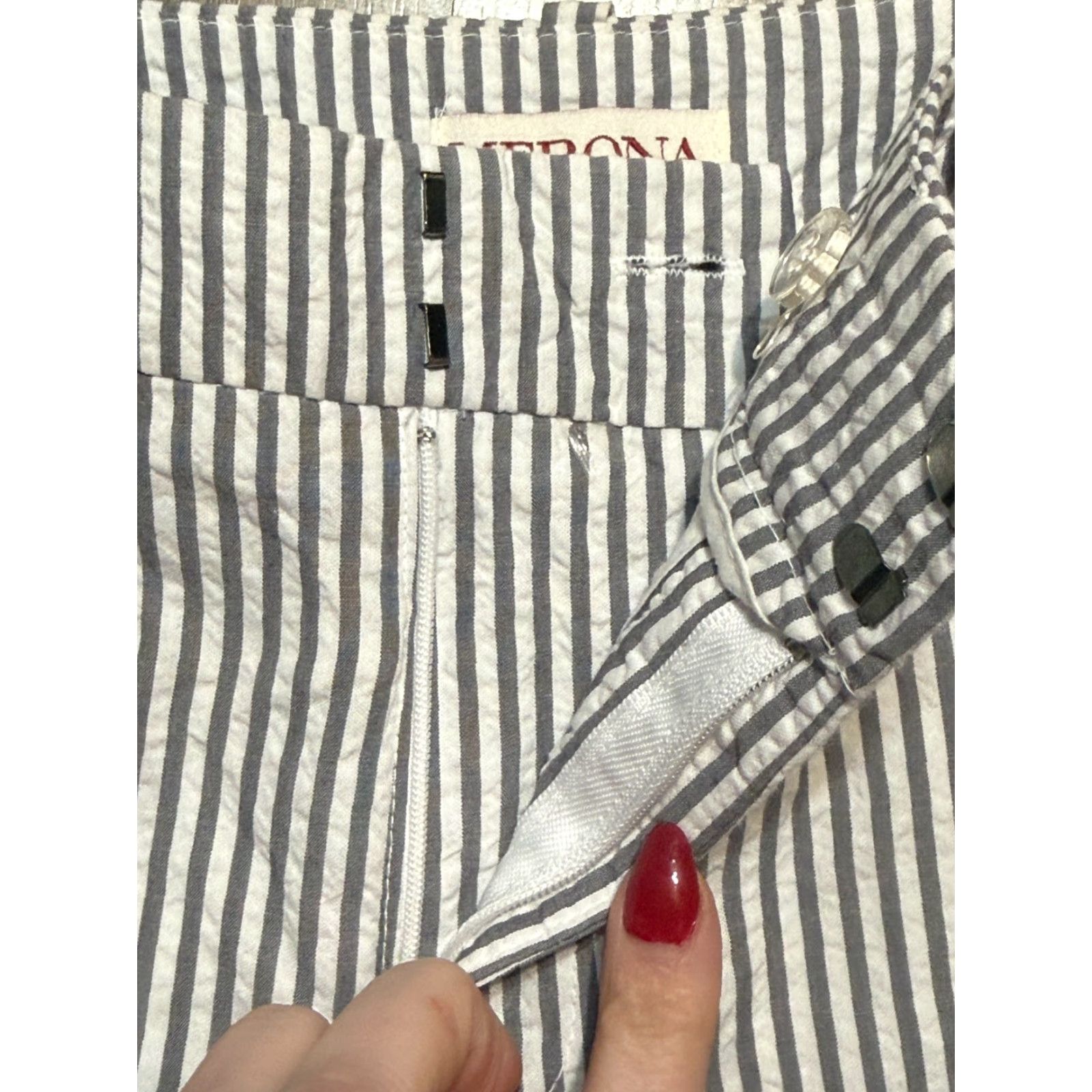 Merona Merona Pants Women's 8 Grey White Striped Flat Front Classic Pants Women Size 30" / US 8 / IT 44 - 5 Thumbnail
