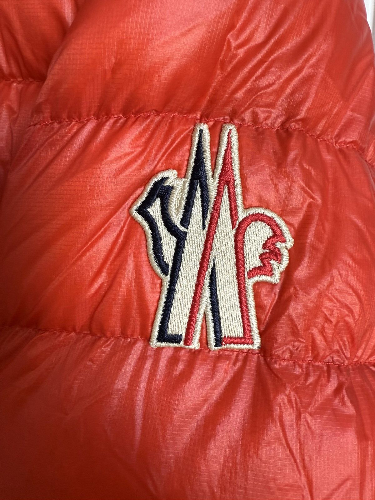Moncler Grenoble Moncler Grenoble Hers Size US L / EU 52-54 / 3 - 3 Thumbnail