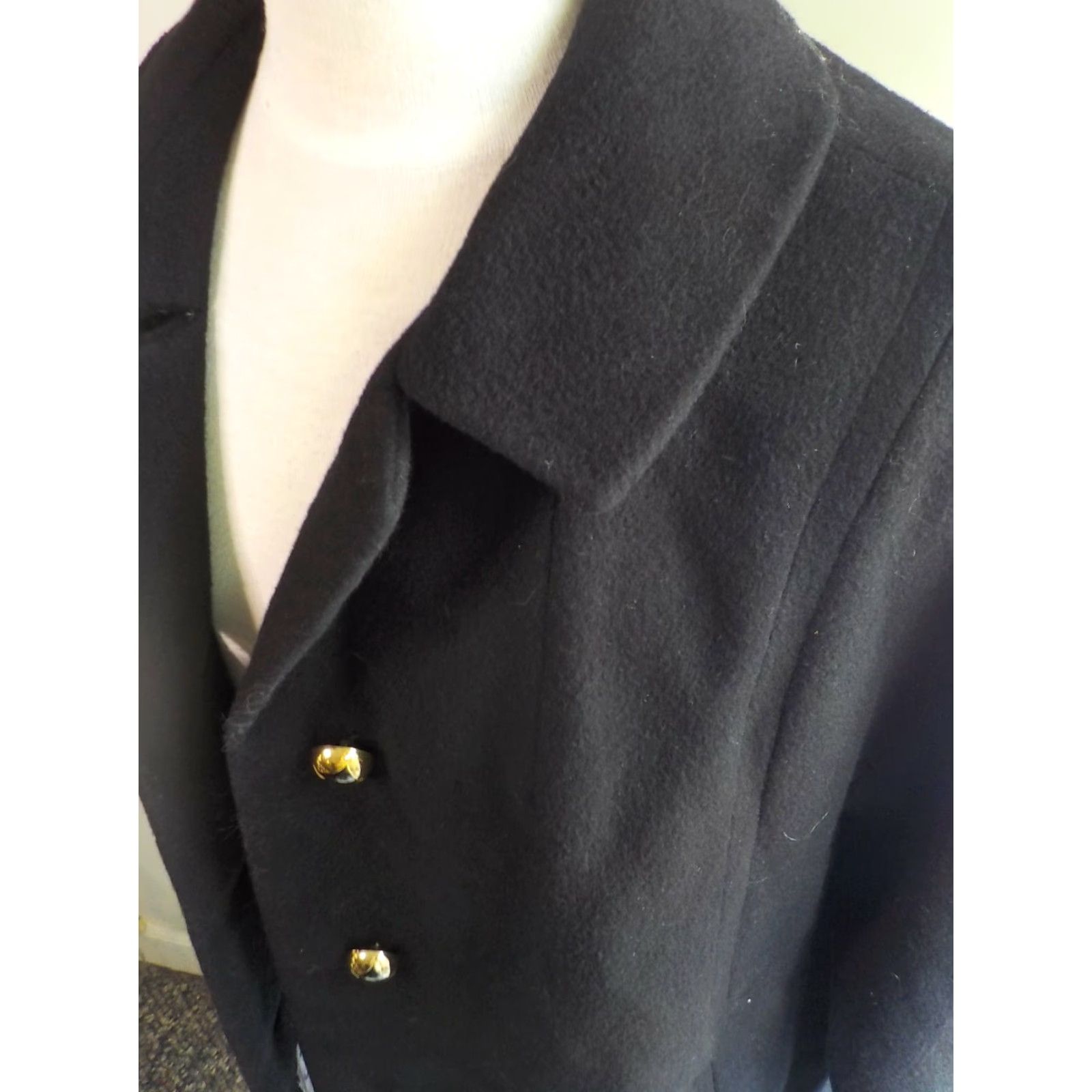 Vintage VINTAGE Regency Cashmere Coat for Lane Bryant Black Coat 2X Overcoat 100% Cashmere Gold Buttons Side Pockets Fully Lined Womens Size XXL / US 16-18 / IT 52-54 - 5 Thumbnail