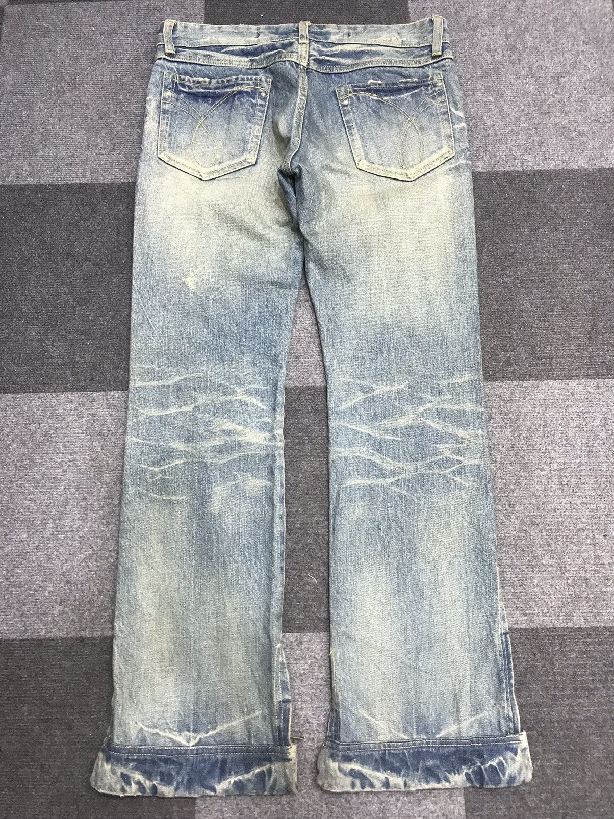 Japanese Brand 💥FLARE💥ARCHIVAL RICO STONE WASH DISTRESSED DENIM F132 Size US 32 / EU 48 - 15 Thumbnail