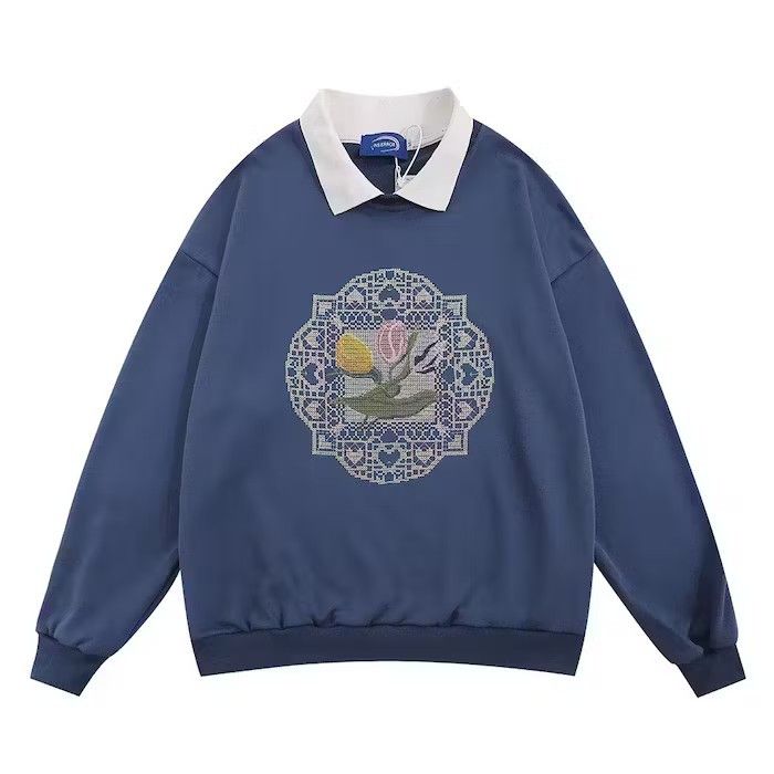 image of Vintage Floral Embroidery Knit Sweater in Blue, Men's (Size Medium)
