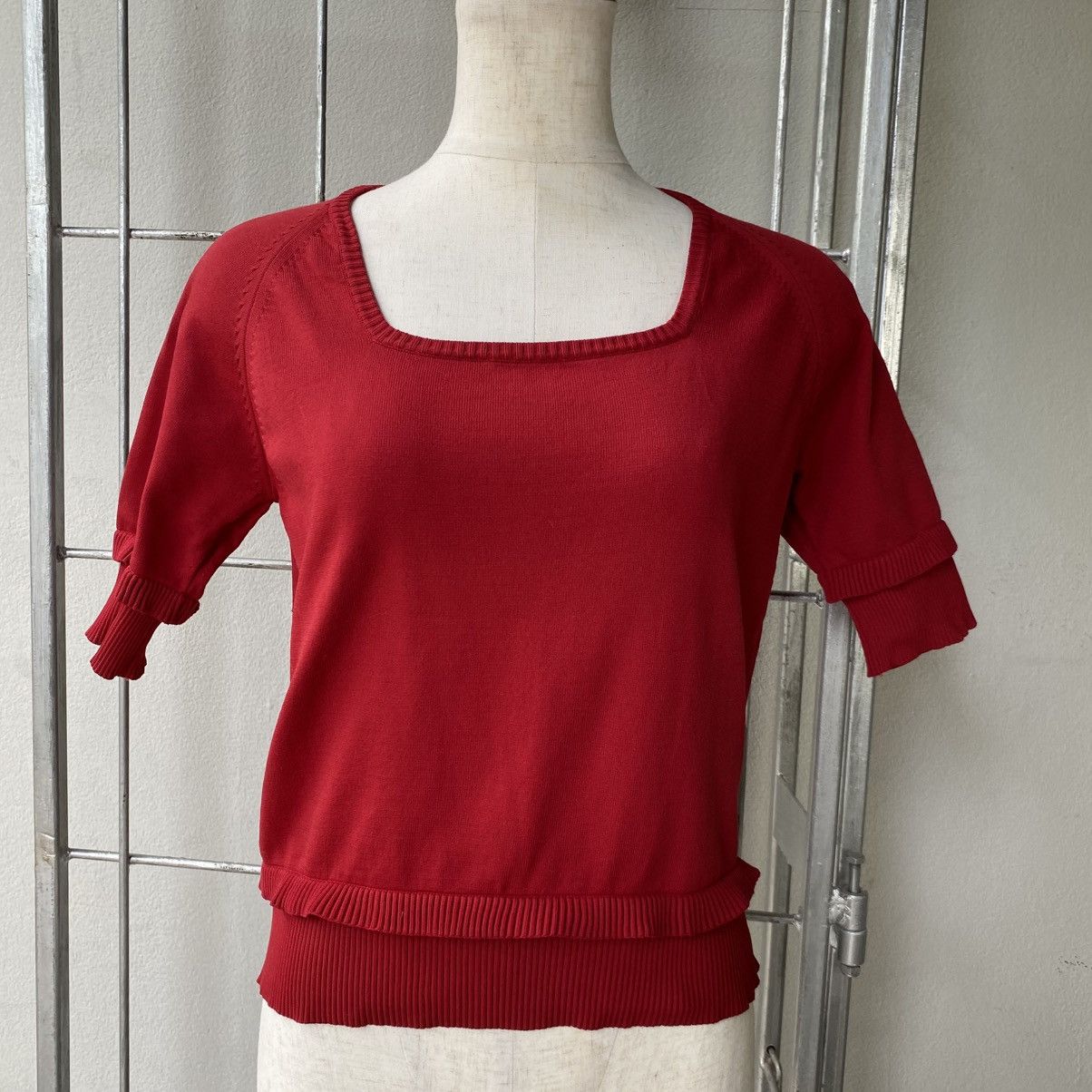Miu Miu Miu Miu Red Square-Neck Short Sleeve Knit Top Size S / US 4 / IT 40 - 21 Thumbnail