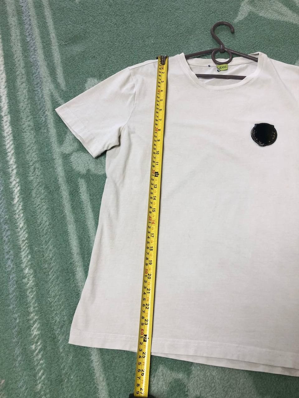 Versace Versace Luxary White Moncler Rubber Patch T-Shirt Size L Size US L / EU 52-54 / 3 - 13 Thumbnail