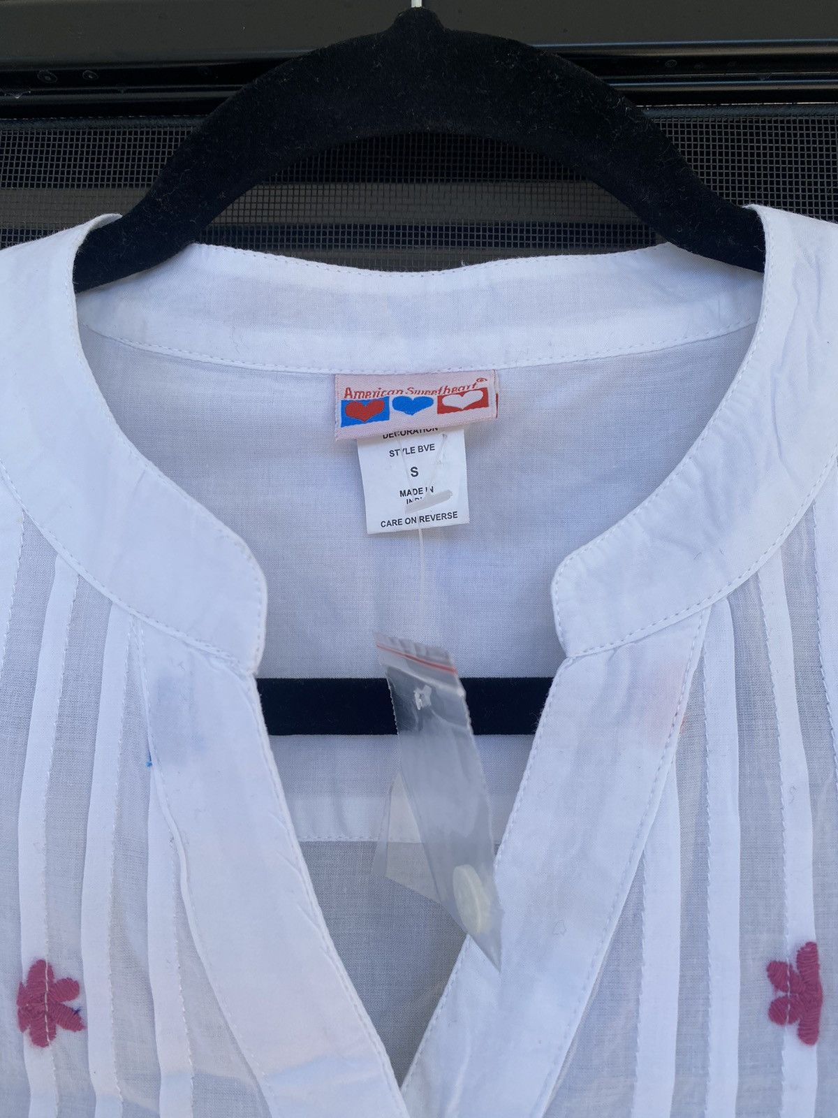 Other NWOT American Sweatshirt tunic blouse,, embroiderd eyelets Size S / US 4 / IT 40 - 11 Thumbnail