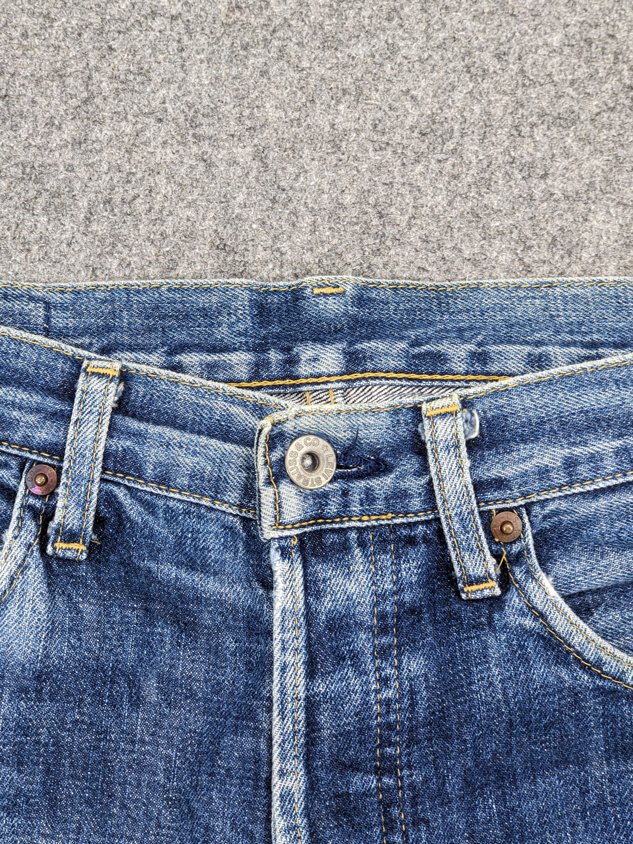 Levi's × Vintage Vintage 90s Levis 702 Selvadge Buckle Back Big E Jeans DJ21 Size US 28 / EU 44 - 10 Thumbnail