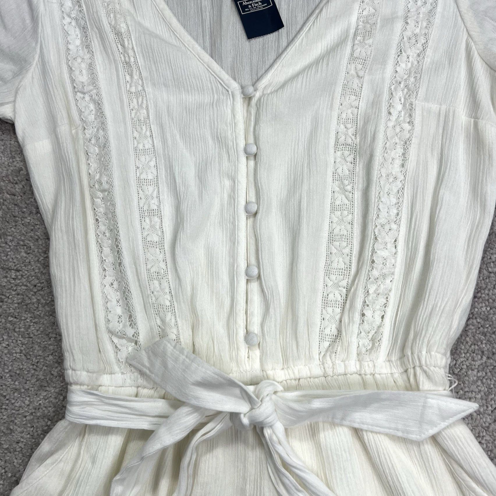 Abercrombie & Fitch Abercrombie & Fitch Romper Women MT Medium Tall White Floral Embroidered Cotton Blend Pockets NWT Flaw Size 32" / US 10 / IT 46 - 3 Thumbnail